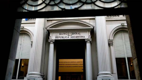 El Banco Central cruzó a la AGN por las operaciones con oro y denunció una campaña de desprestigio