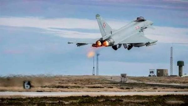 El Reino Unido envía aviones de combate para defender a Arabia Saudita del ataque de los hutíes