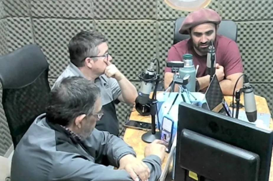 Escala el conflicto en 25 de Mayo: el funcionario municipal ratificó sus dichos y apuntó contra el periodista Gustavo Carrizo
