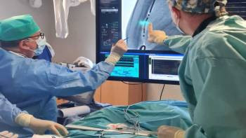 El duro comunicado de los cardiólogos intervencionistas: "No podrán colocarse más stents"