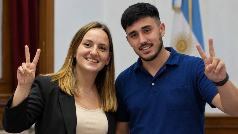 Camila Kroneberger y Dino Gorosito: la Juventud Peronista se reorganizó tras 19 años y dio una señal de unidad