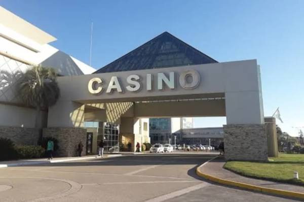 Exigen al Ejecutivo provincial la entrega del contrato de apuestas virtuales de Casino Club