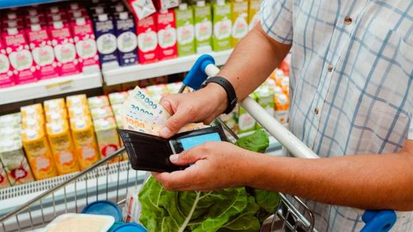 Aceleración mayorista: los precios treparon al 2,1% en agosto y superaron al índice minorista