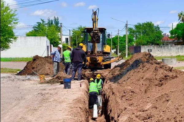 Invierten más de $463 millones en infraestructura hídrica y cloacal para Santa Rosa