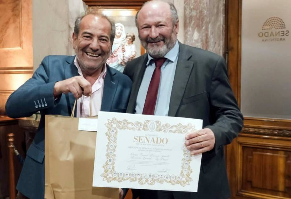 La política con rostro humano: la gestión del "Bora" desde la cercanía y la construcción regional