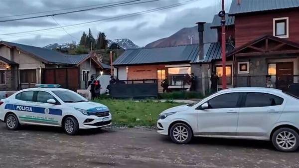 Rescatan en Esquel a una mujer y a sus tres hijos que vivían encerrados por un bioquímico