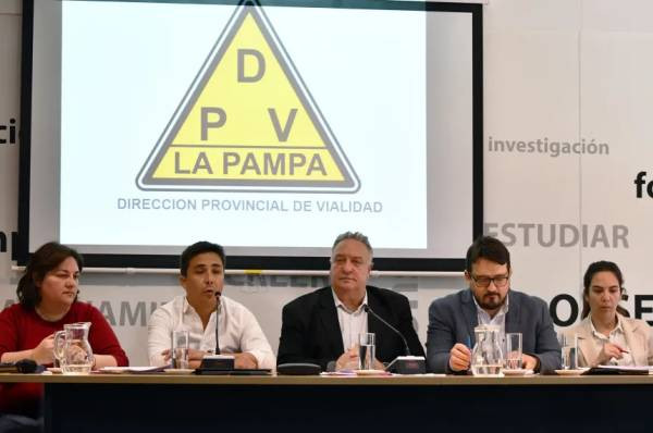 Avanza en la Legislatura el proyecto para implementar peaje a camiones foráneos en rutas pampeanas