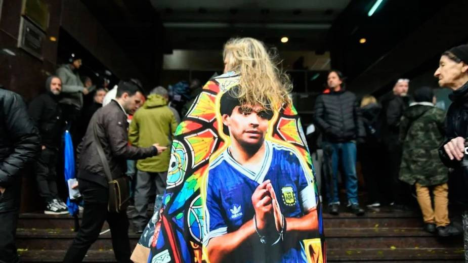 Juicio por la muerte de Maradona: la Fiscalía presenta sus alegatos y evalúan penas de hasta 25 años