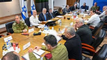 El gabinete de seguridad de Israel aprobó el cese al fuego con Hamas y se acelera el proceso para liberar a los rehenes