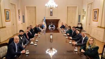 Milei reúne al Gabinete: Malvinas, Presupuesto 2027 y estrategia parlamentaria, los ejes de la semana