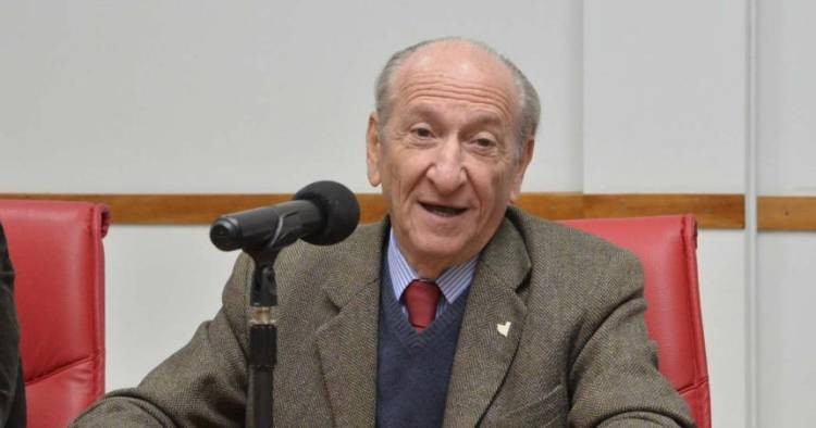 Kohan: "el Gobierno nacional compró las vacunas, no hay por demoras en la distribución"