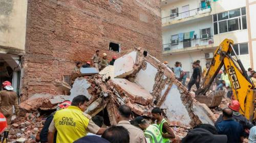 Tragedia en Nueva Delhi: al menos siete muertos tras el derrumbe de un hostal de estudiantes