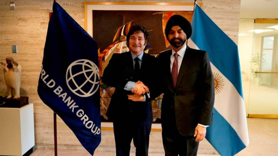 El Banco Mundial bajó su pronóstico de crecimiento para Argentina, pero destacó el rumbo económico de Milei