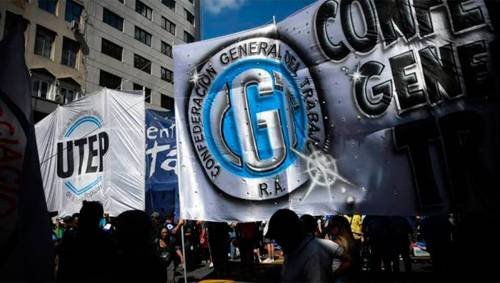La CGT y las CTA abandonaron el encuentro del Consejo del Salario y el Gobierno fijará el aumento por decreto