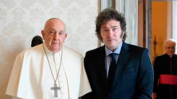 "En un montón de puntos probablemente no estemos jamás de acuerdo con el Papa", aseguró Adorni