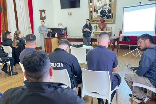Efectivos policiales del oeste pampeano se capacitaron en protocolos para siniestros viales