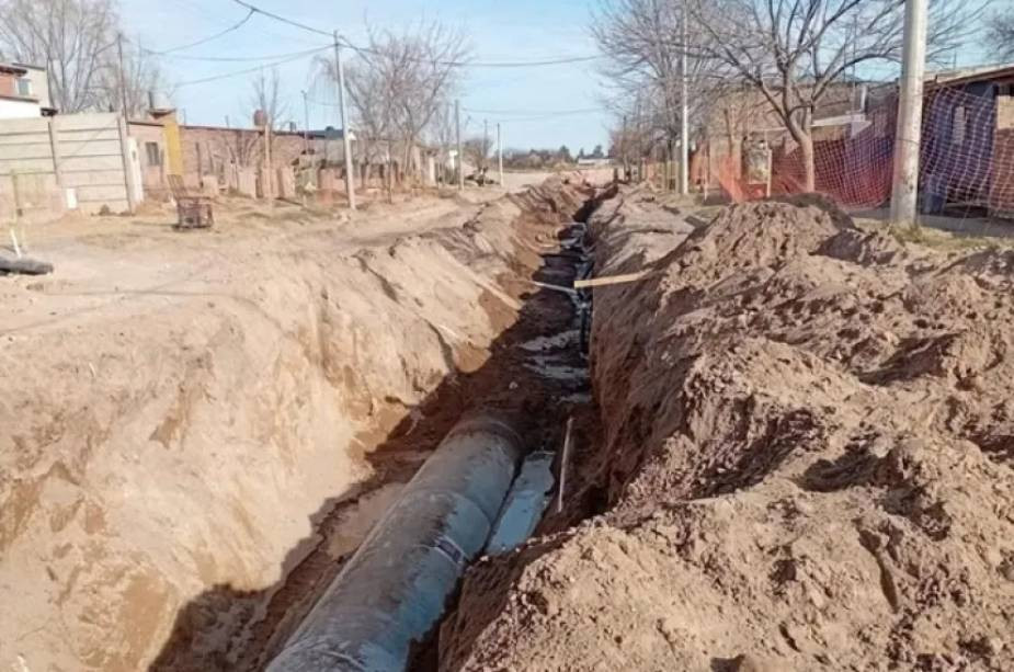 General Acha busca financiamiento provincial para modernizar su acueducto troncal