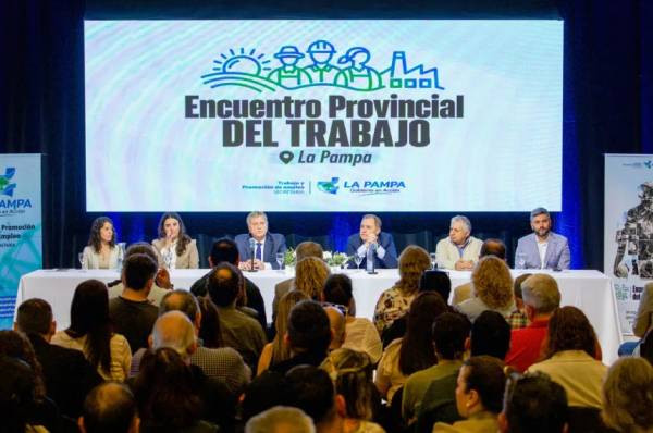 La Pampa: Ziliotto encabezó el debate laboral y ratificó la defensa de los salarios estatales