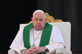 El Papa Francisco evoluciona bien: sigue estable y sin nuevas complicaciones respiratorias