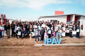 Catriló celebró 129 años con nuevas obras públicas y la entrega de 20 viviendas