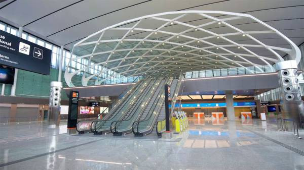 Ajuste y chequera: estiran la concesión de Aeropuertos Argentina 2000 por 600 millones de verdes