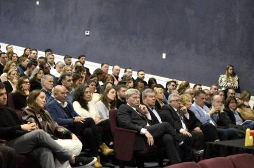 La Pampa implementa capacitación obligatoria sobre niñez ante la inacción nacional