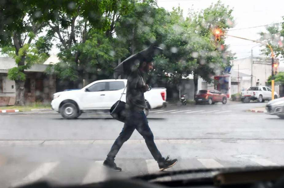 Santa Rosa: madrugada lluviosa, marcas de 3,8 milímetros y un domingo ventoso