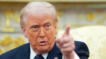 Donald Trump amenazó con un castigo devastador a Irán si hay represalias por los bombardeos en el estrecho de Ormuz