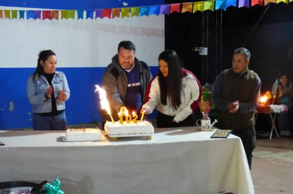 Carro Quemado celebró su aniversario con una masiva fiesta popular y un concurso de pollo al disco