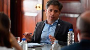 Kicillof tras conocer los detalles de la aplicación de la nueva fórmula de movilidad: “Es un atraco a los jubilados”
