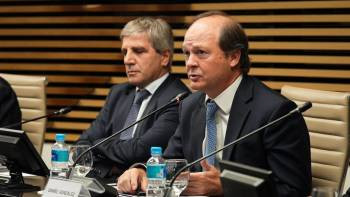 Fracasó el "Plan Verano" y el gobierno analiza contratar barcos turcos que generan electricidad