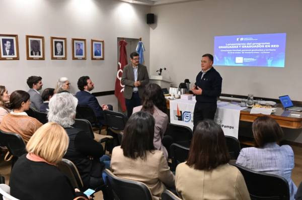 La UNLPam lanzó en Intendente Alvear su Programa Graduadas y Graduados en Red