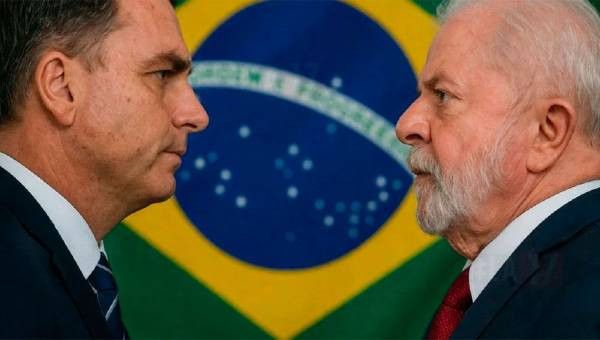 Flávio Bolsonaro anticipa reformas constitucionales y busca alianzas de cara al balotaje contra Lula