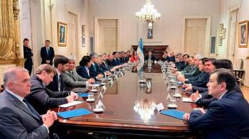 Casa Rosada convocará para este viernes una reunión con todos los gobernadores