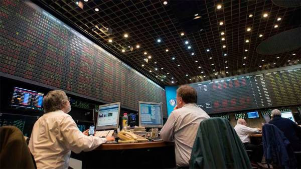 Jornada negra en Wall Street: golpe a los papeles argentinos y el Riesgo País salta por arriba de los 490 puntos