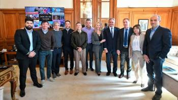 Estrategia en Diputados y Malvinas: el Gobierno convocó a su mesa política con la mira en el Congreso