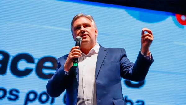Martín Llaryora se opuso a una quita de fondos para discapacidad proyectada para 2027