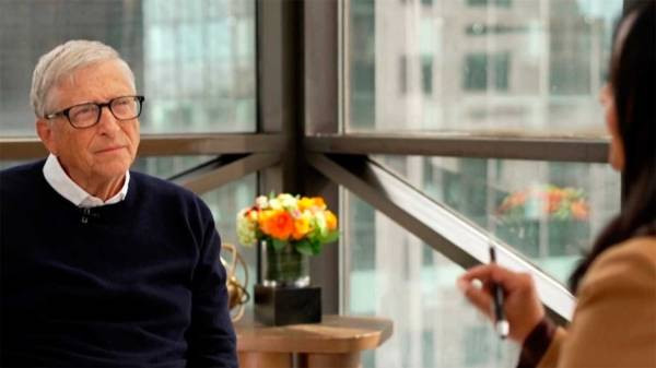 Bill Gates advierte que la inteligencia artificial tiene capacidad para provocar mil millones de muertes