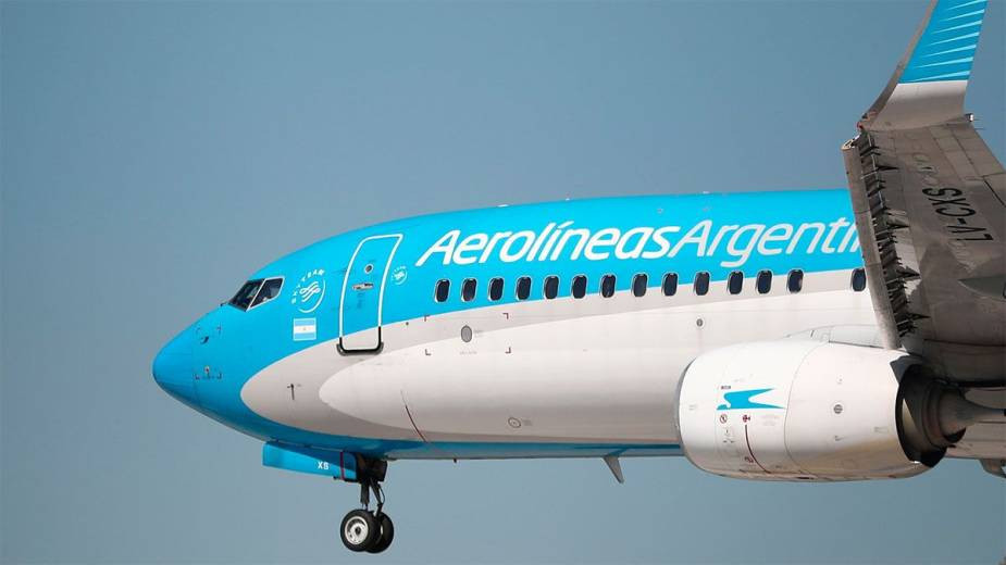 Nuevo revés judicial para el país: habilitan embargos por casi US$390 millones por la expropiación de Aerolíneas Argentinas
