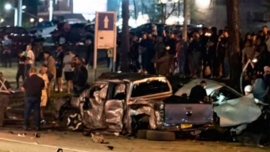 Tenía 14 años, manejaba una camioneta y chocó con otro vehículo: murió él y otro adolescente de 18