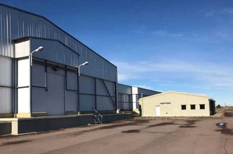 La empresa Metatech ratificó la continuidad del frigorífico de Bernasconi