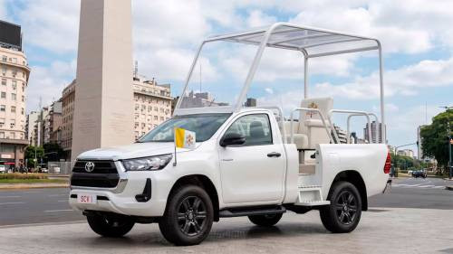 León XIV tendrá un Papamóvil argentino: una camioneta será adaptada para su visita al país