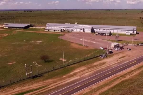 Incertidumbre en Bernasconi: la empresa que alquila el frigorífico habría anunciado el cierre de la planta