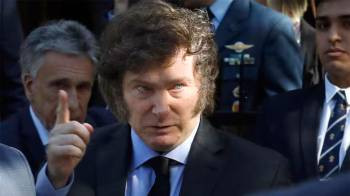 "Si me ponen u$s15.000 millones, abro el cepo mañana y la economía despega"