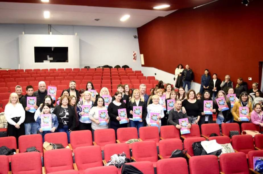 General Pico: el Ejecutivo provincial entregó más de 31 millones de pesos en financiamiento para emprendedores