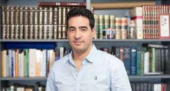 NOTA en LU100 | Adrián Ravier: "Creo que la dolarización es una manera de resolver una gran cantidad de problemas que tenemos"