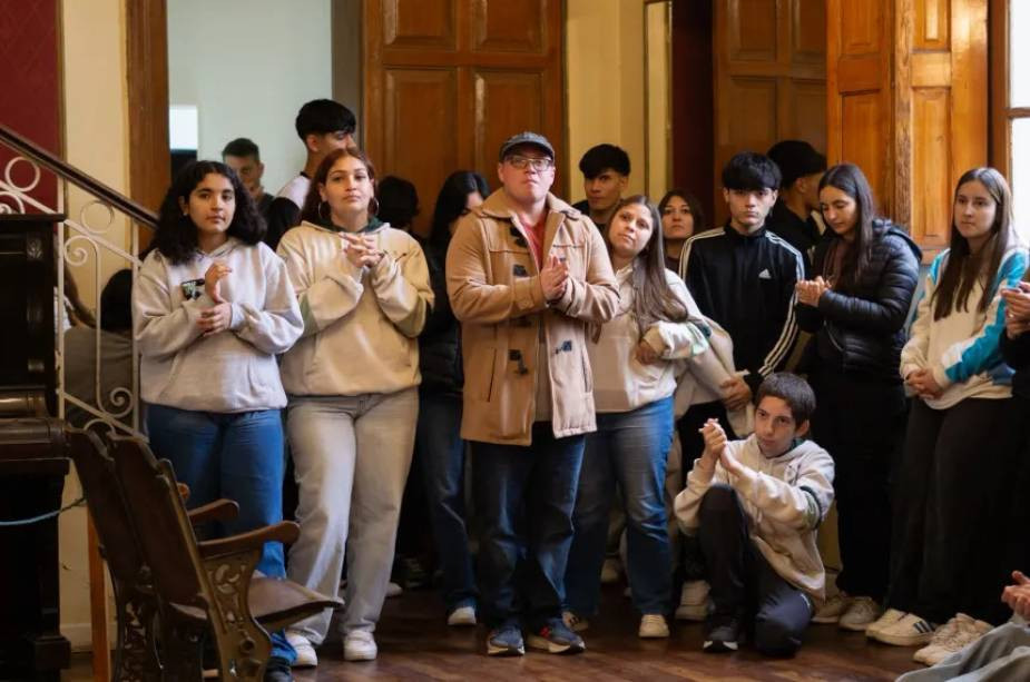 Estudiantes del interior pampeano recorrieron Santa Rosa en una nueva edición de "Conocé tu Capital"