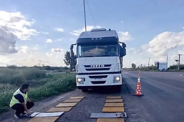 La Pampa: detectan camiones con más de cuatro toneladas de sobrepeso en medio del colapso de rutas provinciales