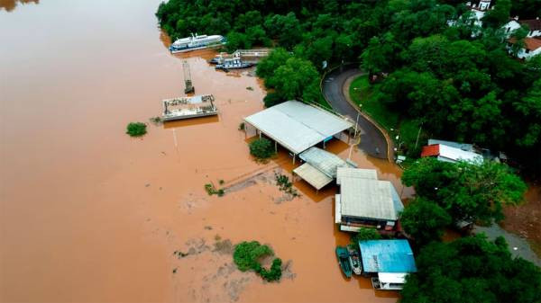 Misiones: asistieron a 19 evacuados y se mantiene el monitoreo por la crecida de los ríos debido al fenómeno de El Niño