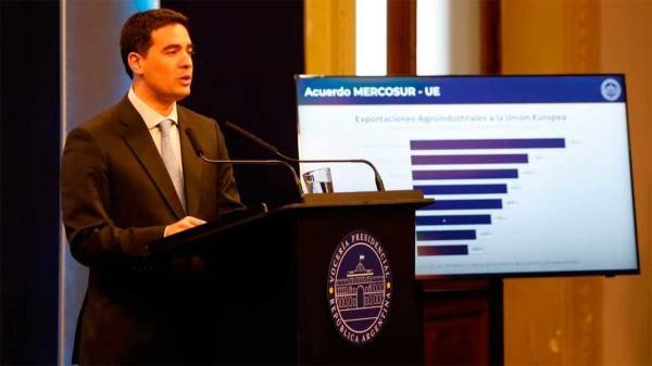 El Gobierno evalúa ajustar la agenda de una eventual visita del papa León XIV tras su operación en Roma